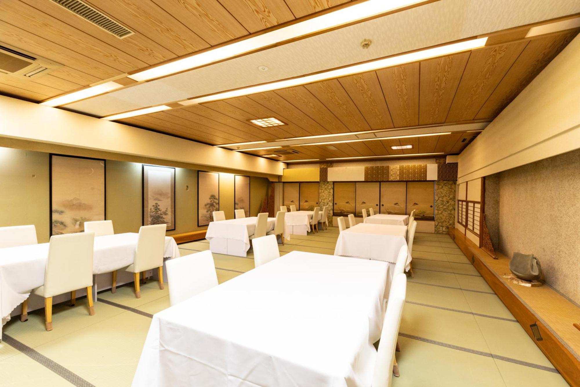 Shirahama Onsen Kisyu Hanto Екстериор снимка